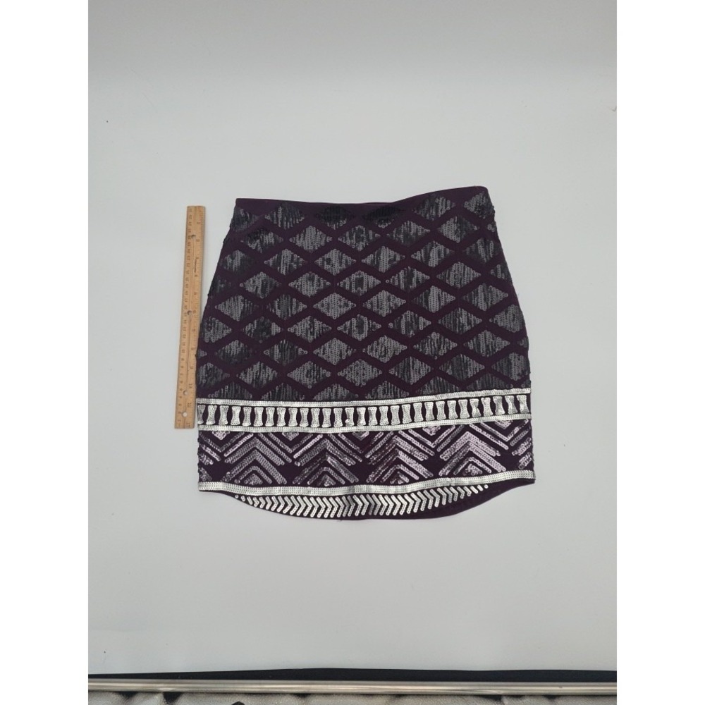 Express Skirt X- Small Short Purple Geometric Pull On Sequined